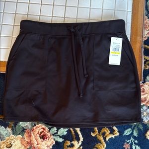 Gaiam Black Mini Skirt with Drawstring‎ Waist. NWT. Retail 44